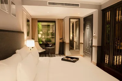 Executive Double or Twin Room with Internal Window — La Sinfonía Citadel Hotel and Spa